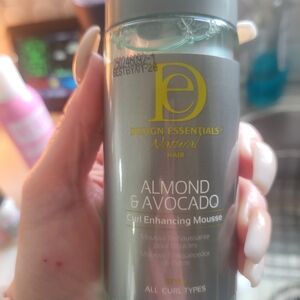 Design Essentials Almond & Avocado Curl Enhancing Mousse